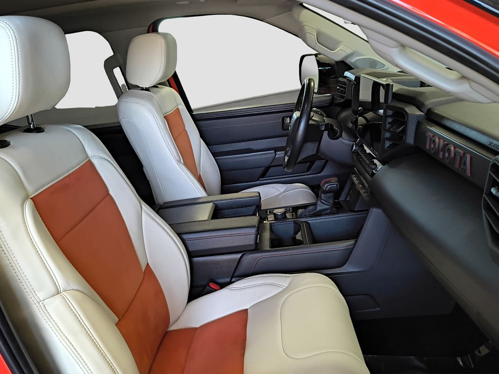 Photo 11 of this Toyota Tundra 4WD