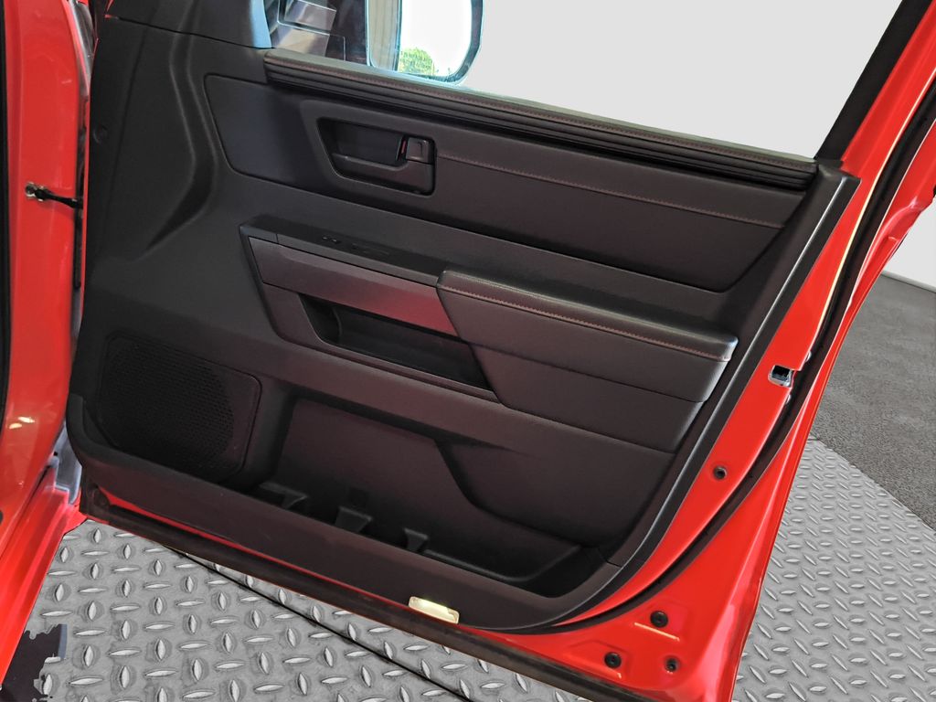 Photo 23 of this Toyota Tundra 4WD