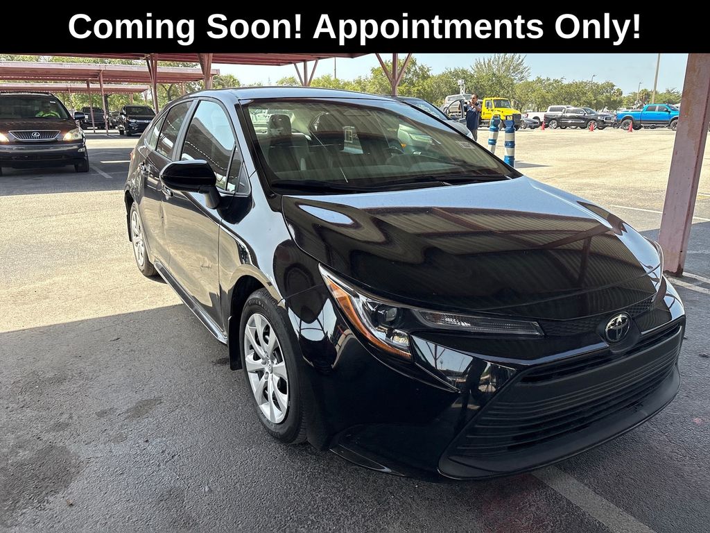 2025 Toyota Corolla LE