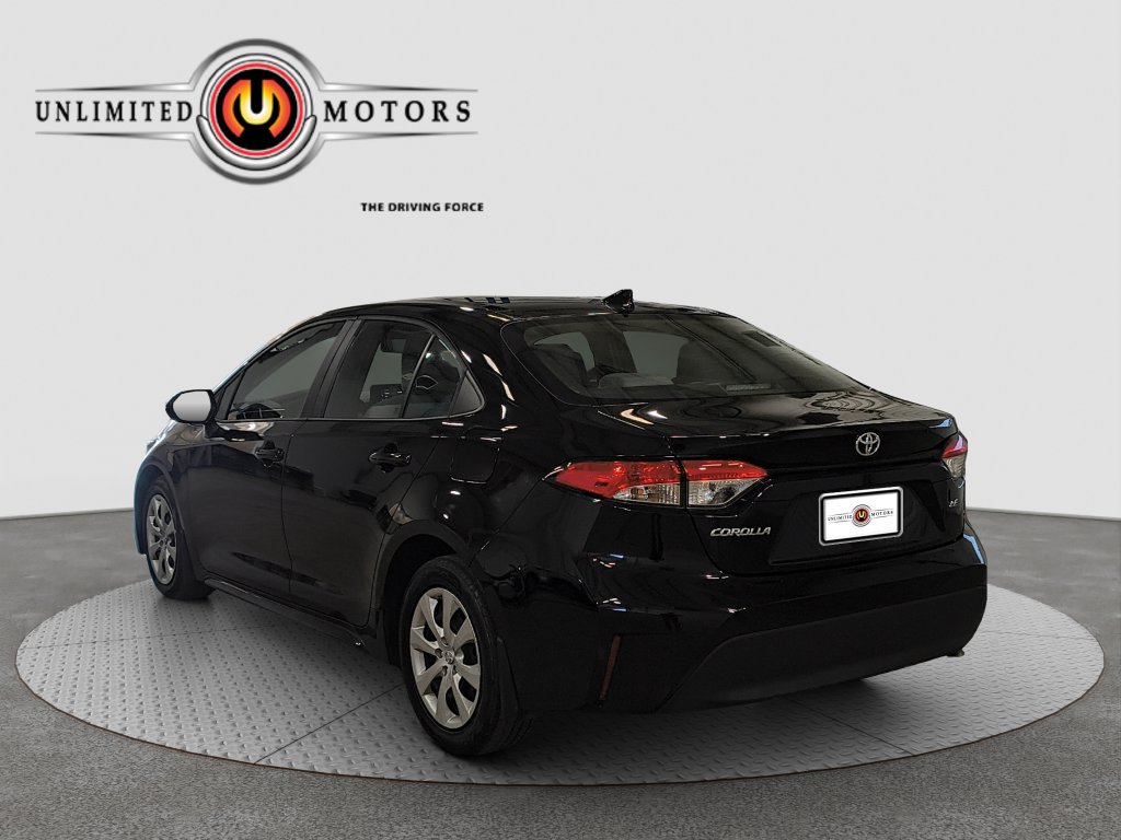 Photo 3 of this Toyota Corolla