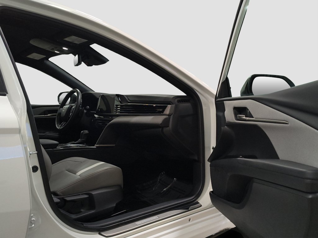 Photo 13 of this Toyota Camry