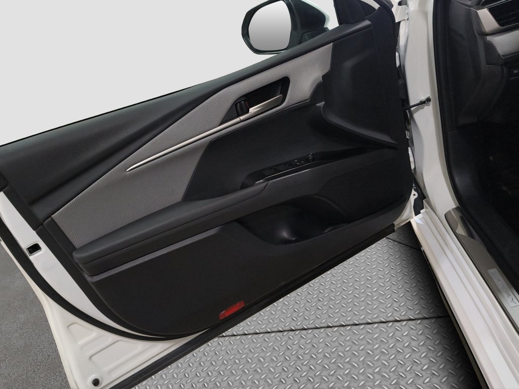 Photo 25 of this Toyota Camry