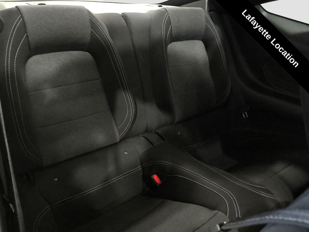 Photo 14 of this Ford Mustang