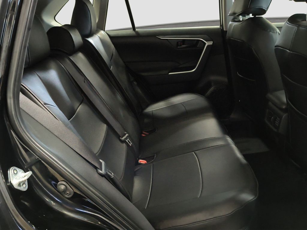 Photo 9 of this Toyota RAV4