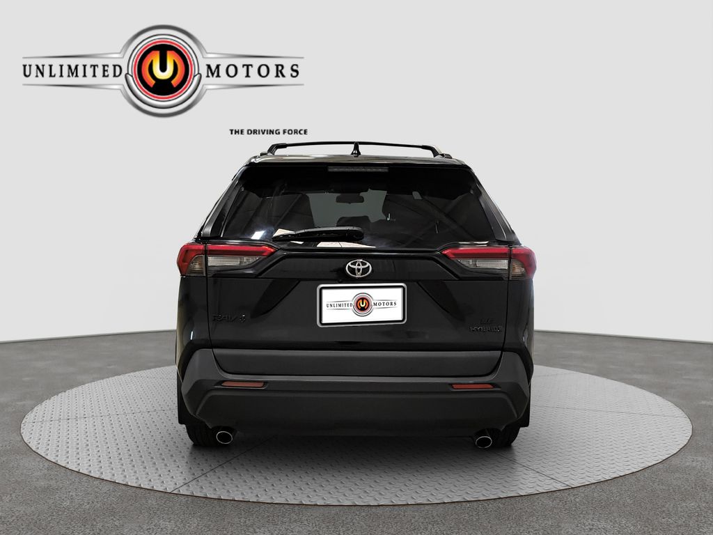 Photo 22 of this Toyota RAV4