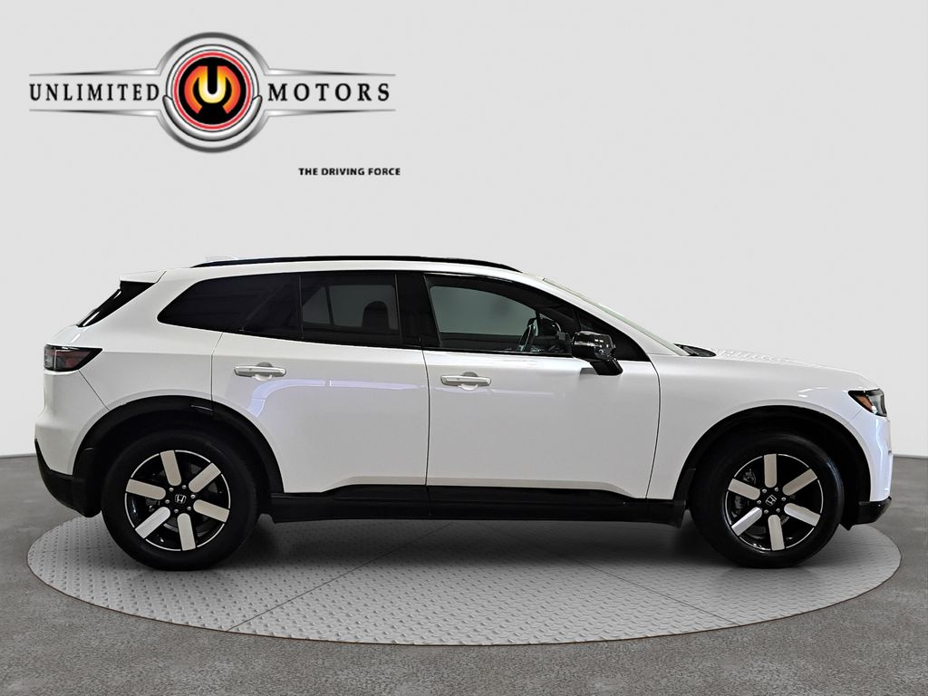 Photo 2 of this Honda Prologue