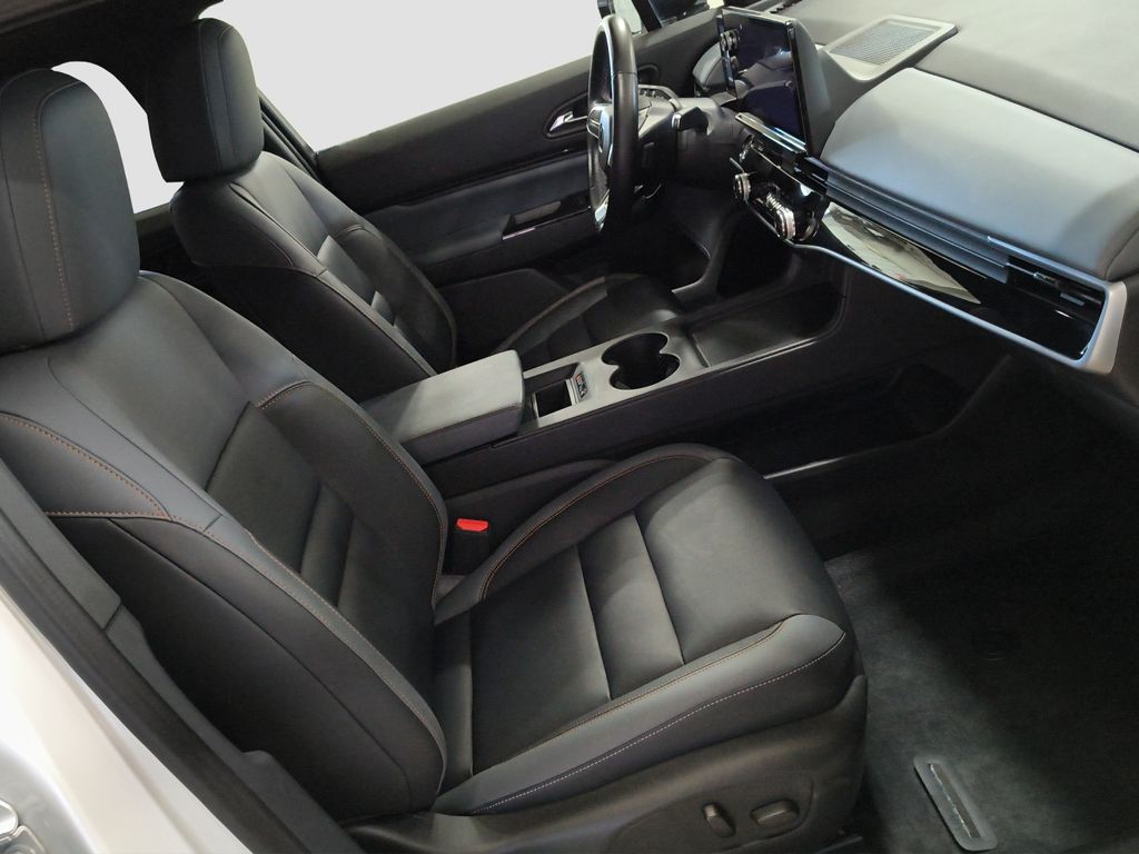 Photo 9 of this Honda Prologue