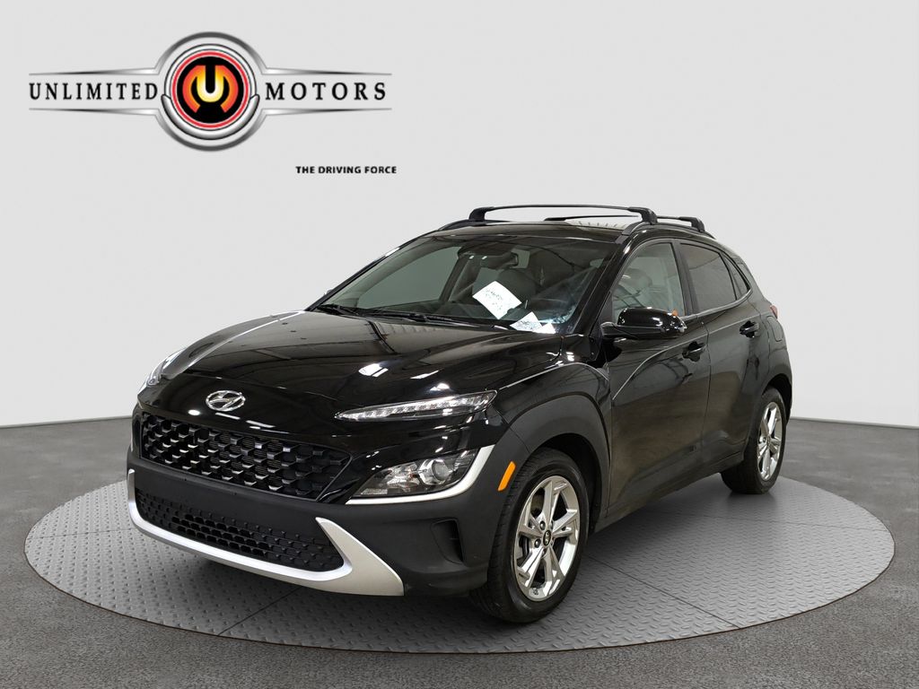 Photo 4 of this Hyundai Kona
