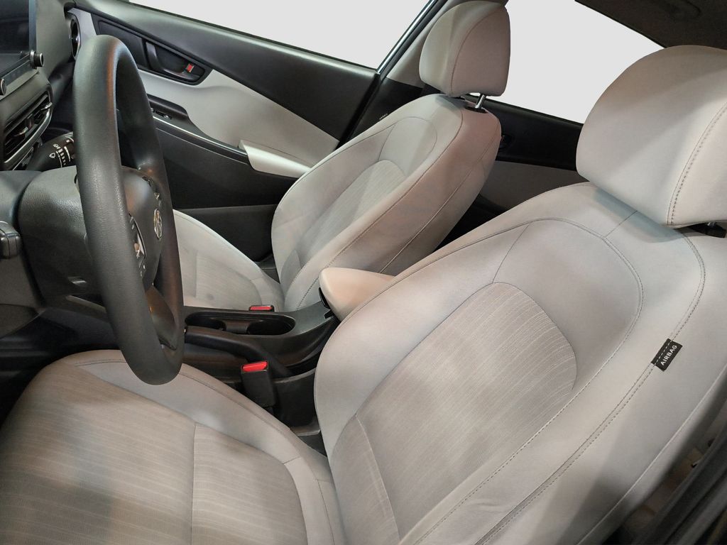 Photo 6 of this Hyundai Kona