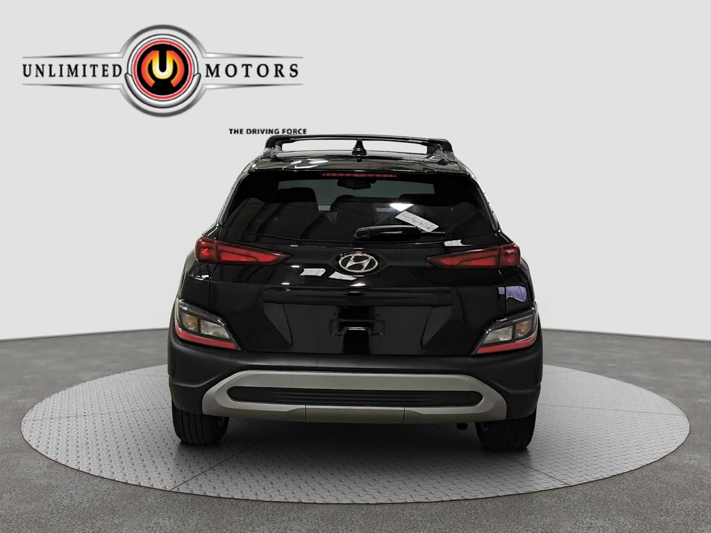 Photo 11 of this Hyundai Kona