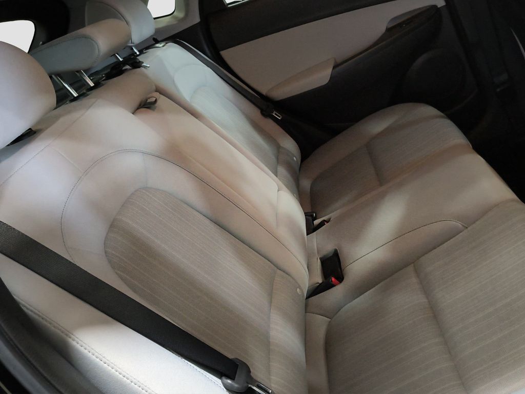 Photo 28 of this Hyundai Kona