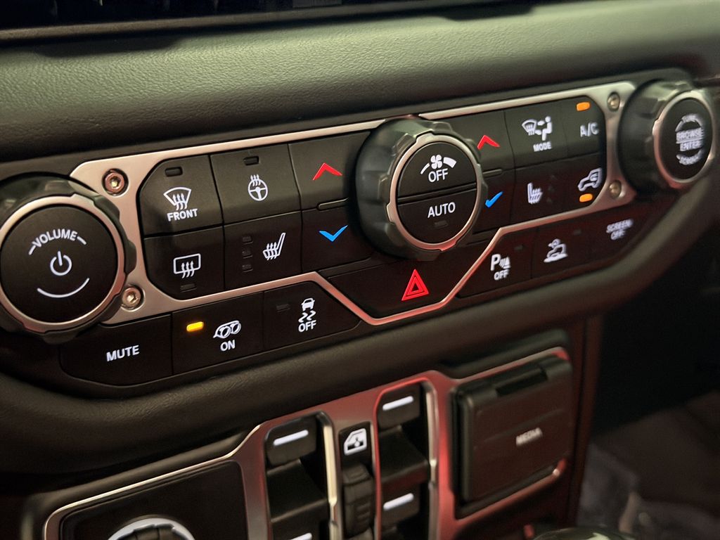 Photo 7 of this Jeep Wrangler