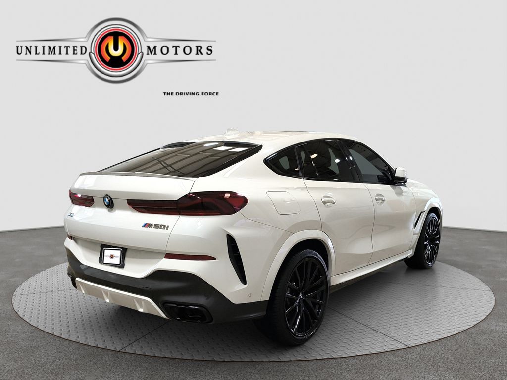 Photo 3 of this BMW X6