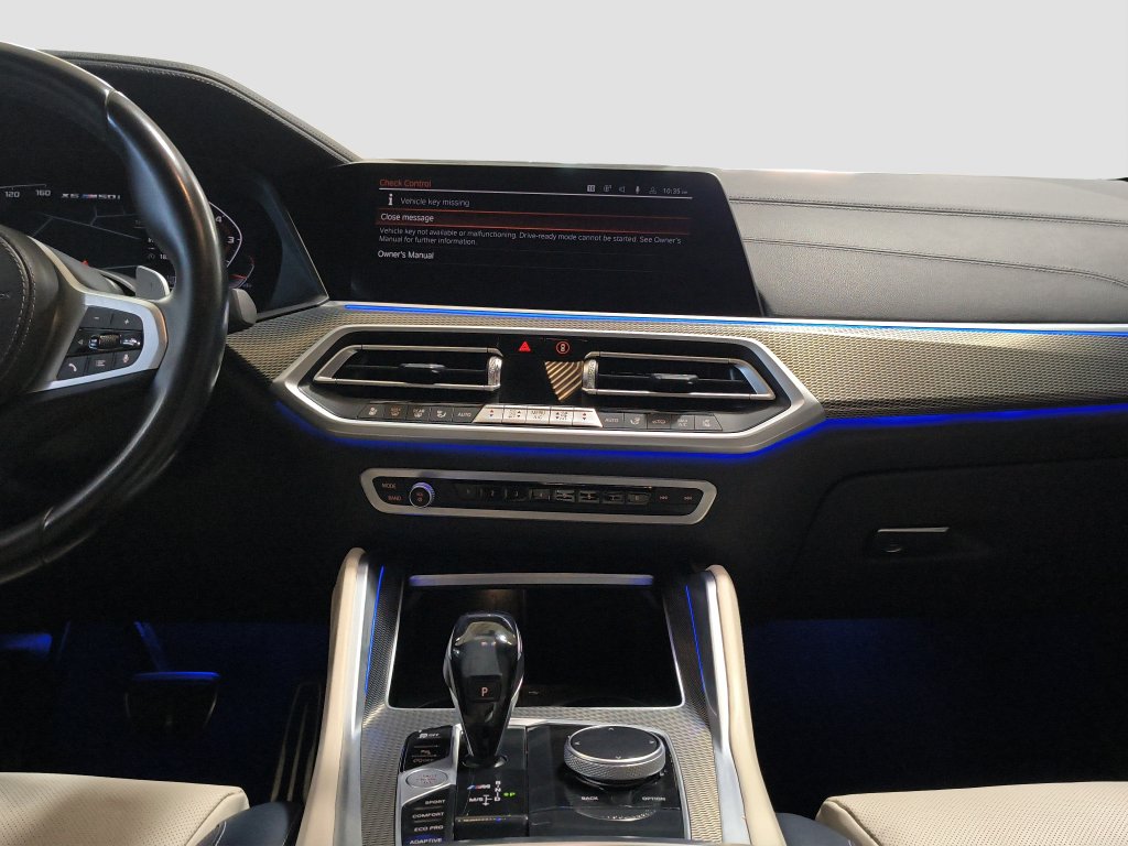 Photo 15 of this BMW X6
