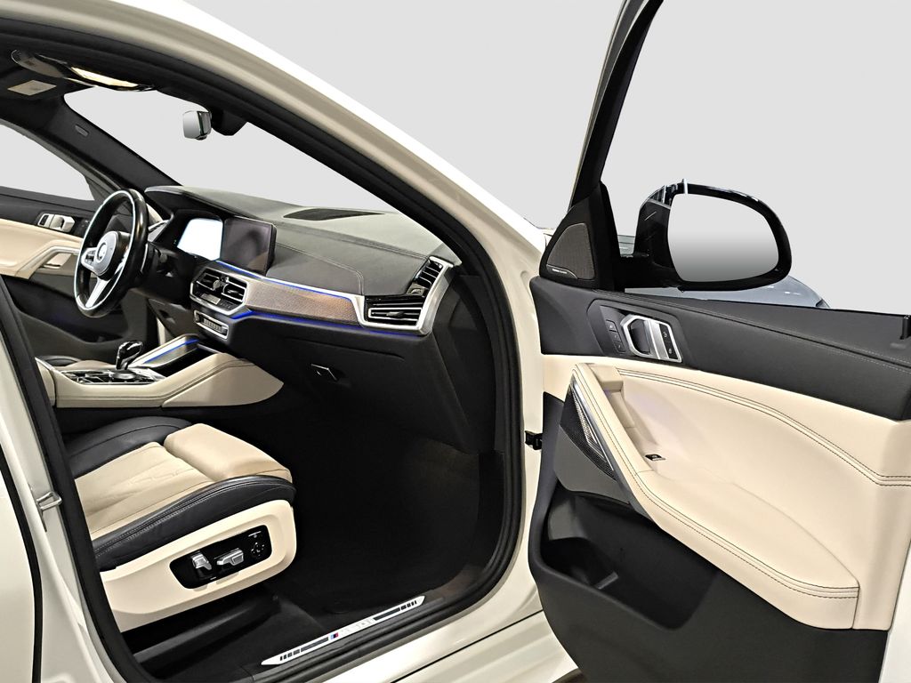 Photo 19 of this BMW X6