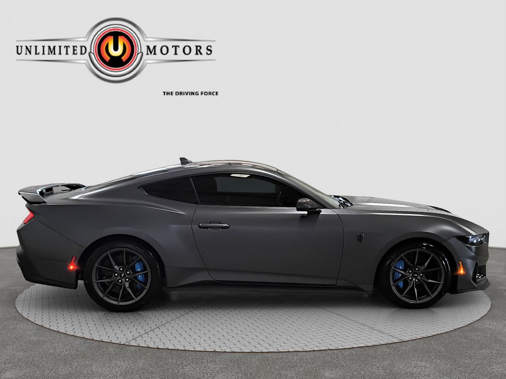 Photo 2 of this Ford Mustang