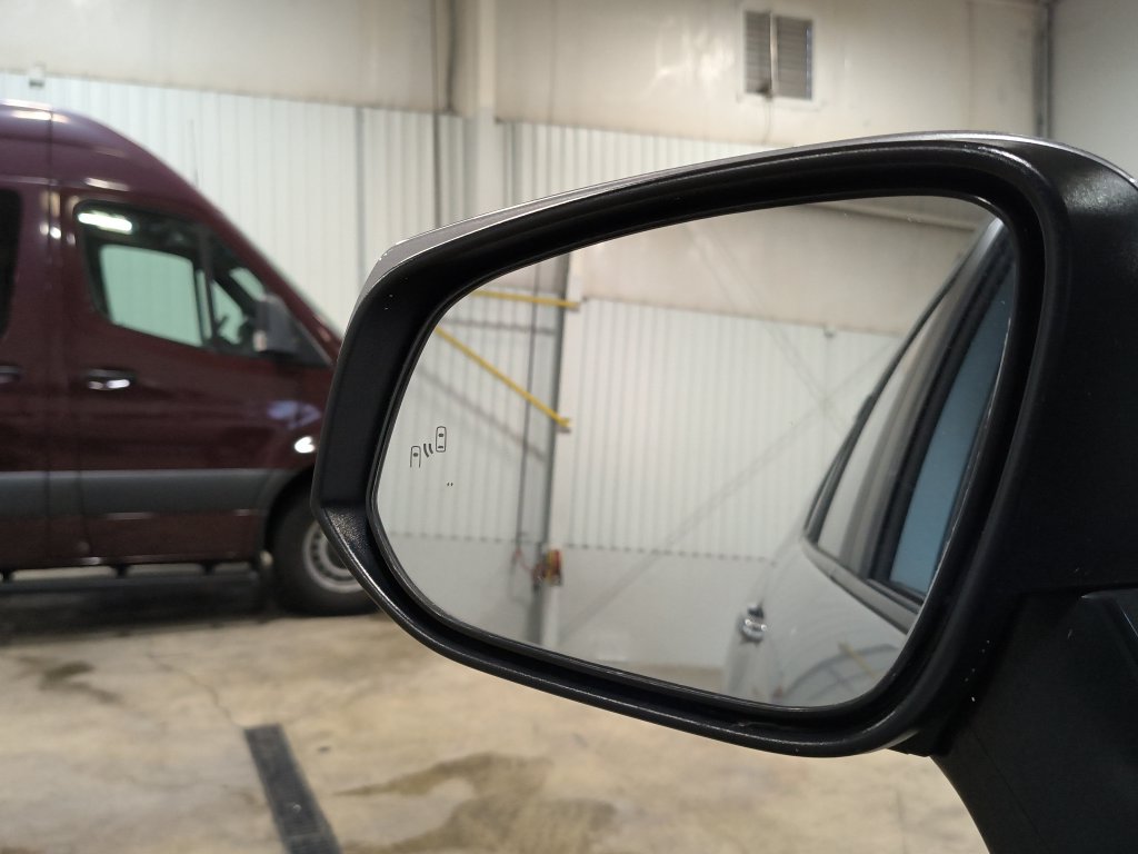 Photo 15 of this Toyota RAV4