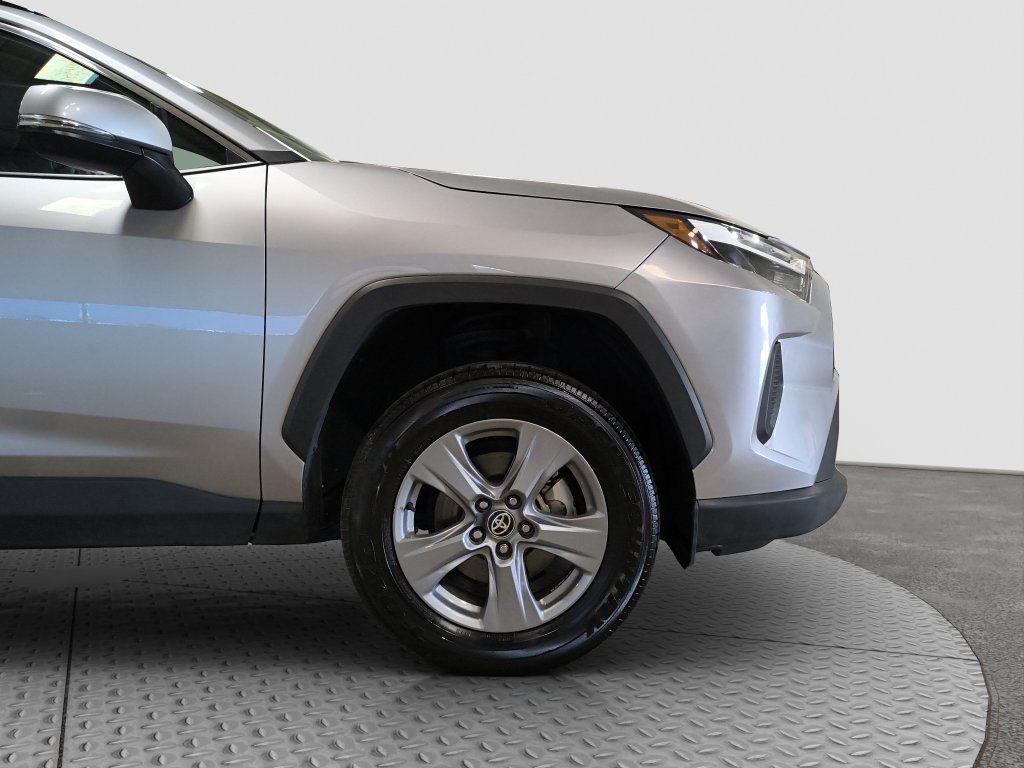 Photo 22 of this Toyota RAV4