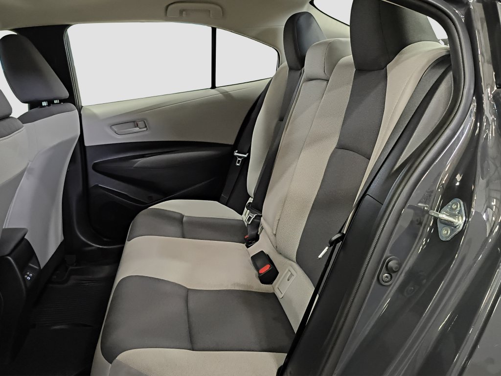 Photo 9 of this Toyota Corolla