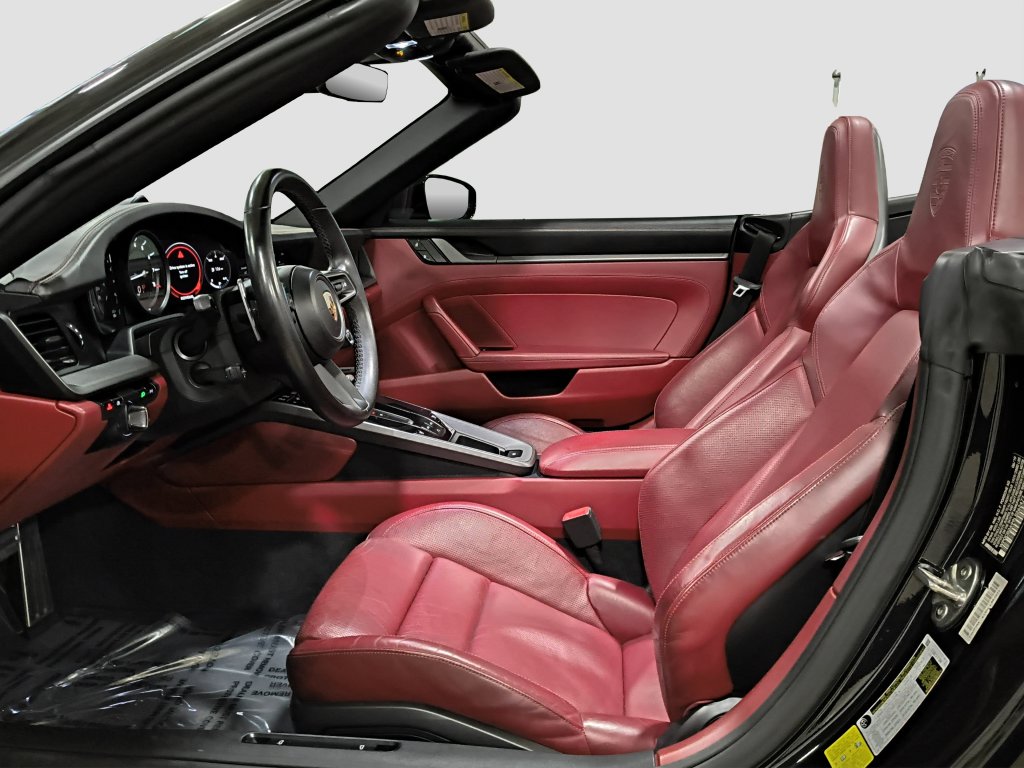 Photo 8 of this Porsche 911