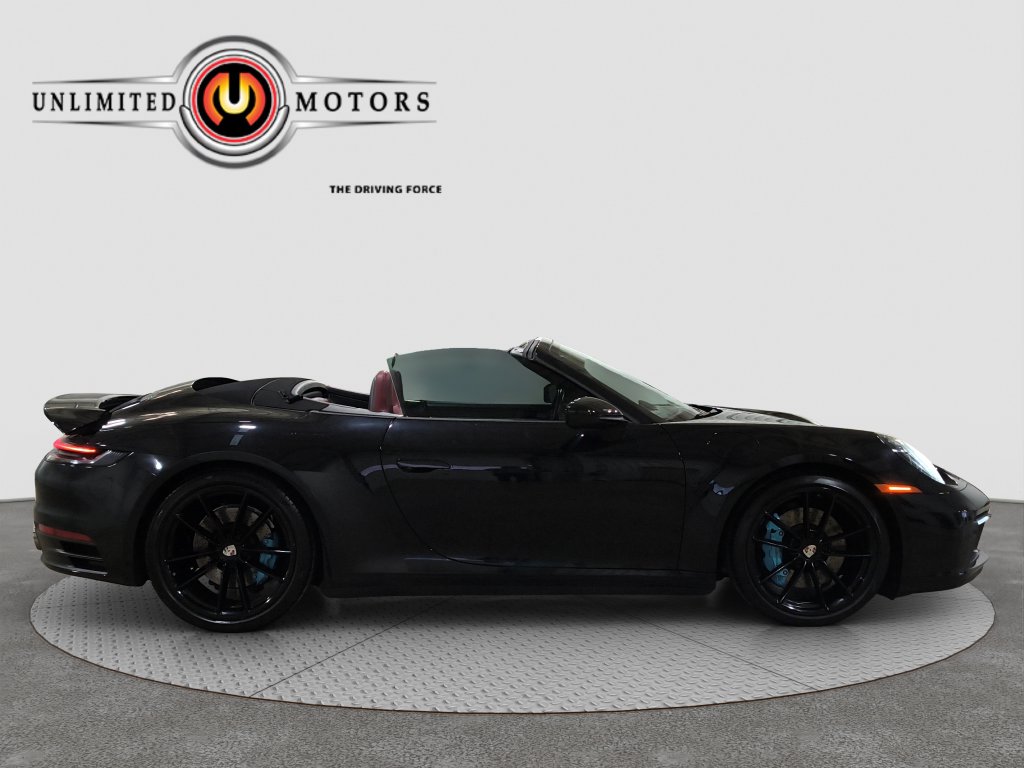 Photo 2 of this Porsche 911