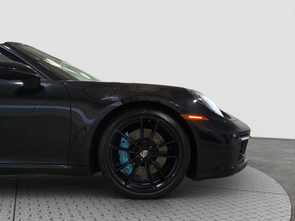 Photo 13 of this Porsche 911