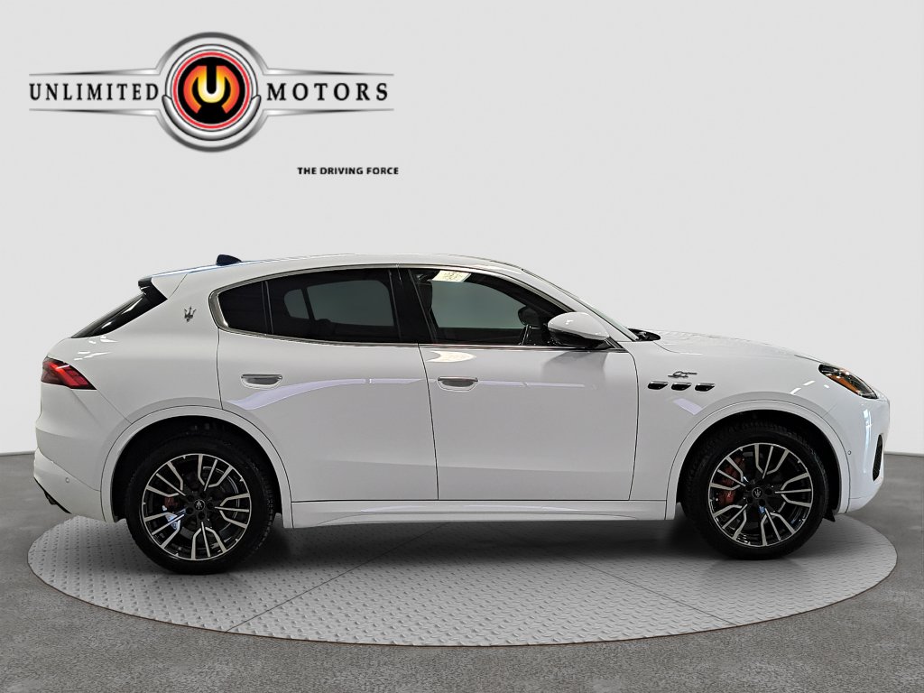 Photo 2 of this Maserati Grecale