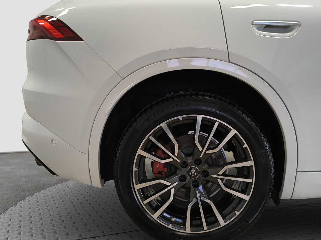 Photo 22 of this Maserati Grecale