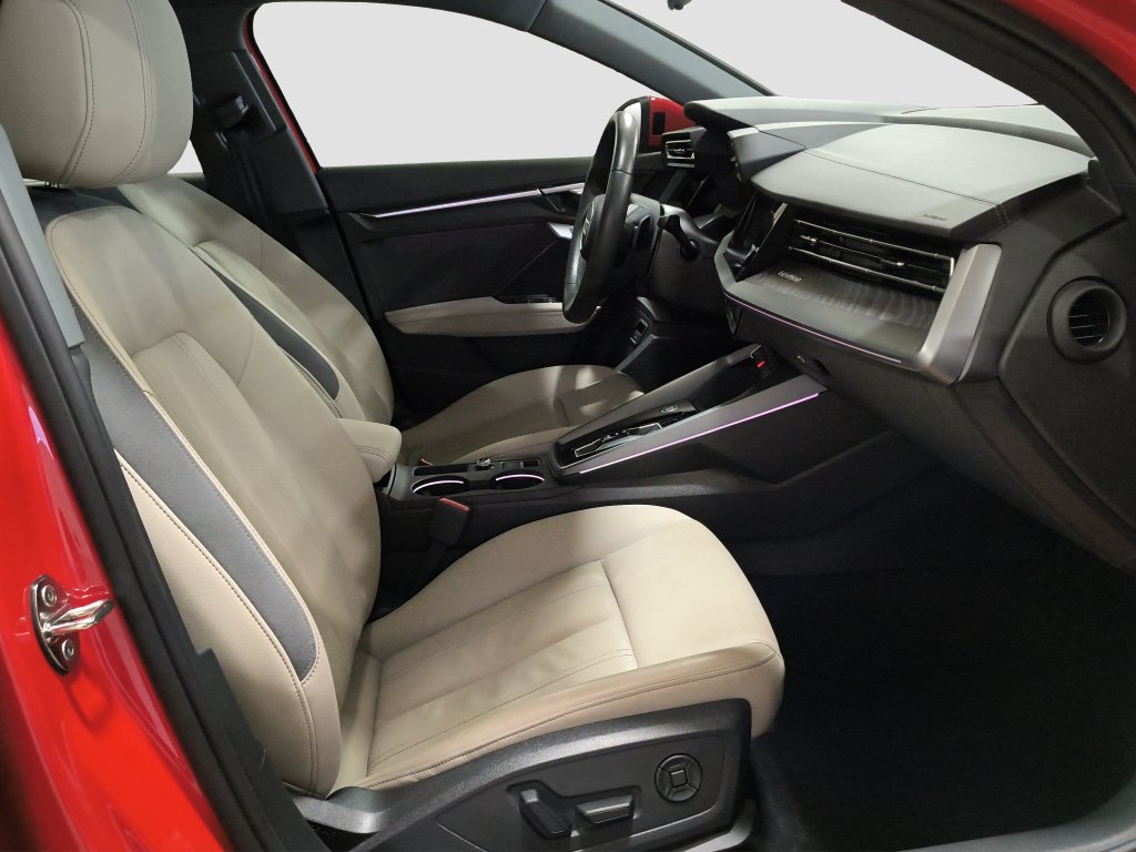Photo 8 of this Audi A3