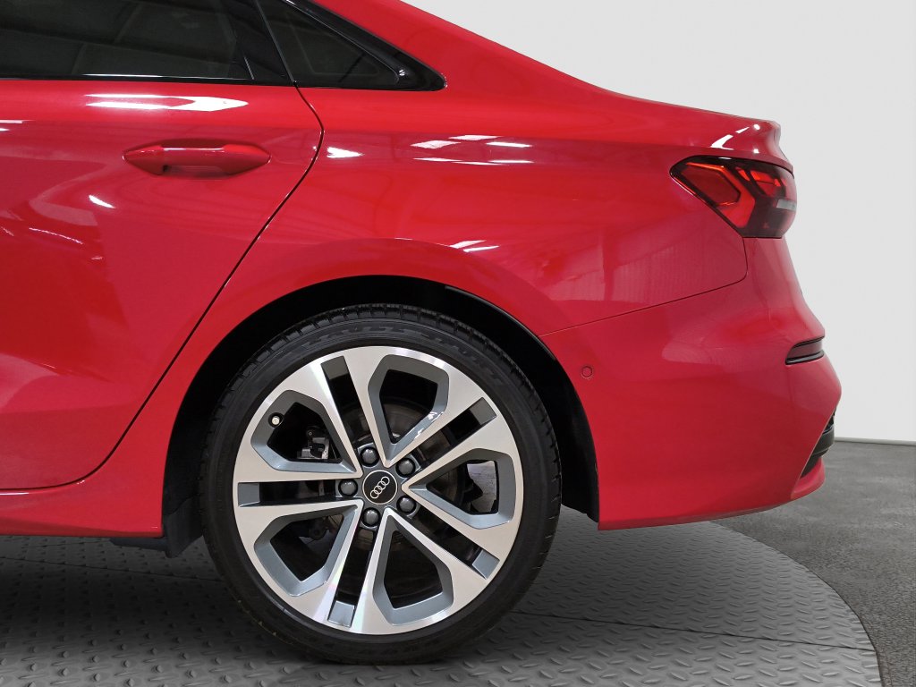 Photo 17 of this Audi A3
