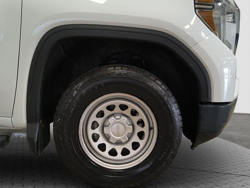 Photo 25 of this GMC Sierra 1500