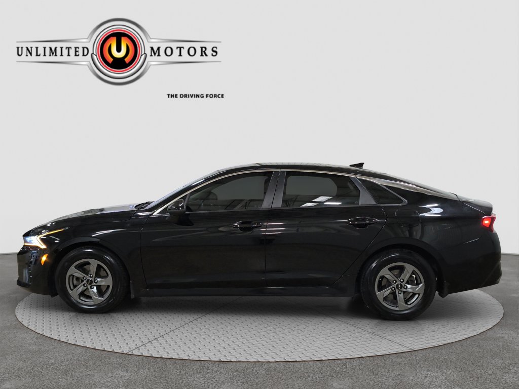 Photo 17 of this Kia K5