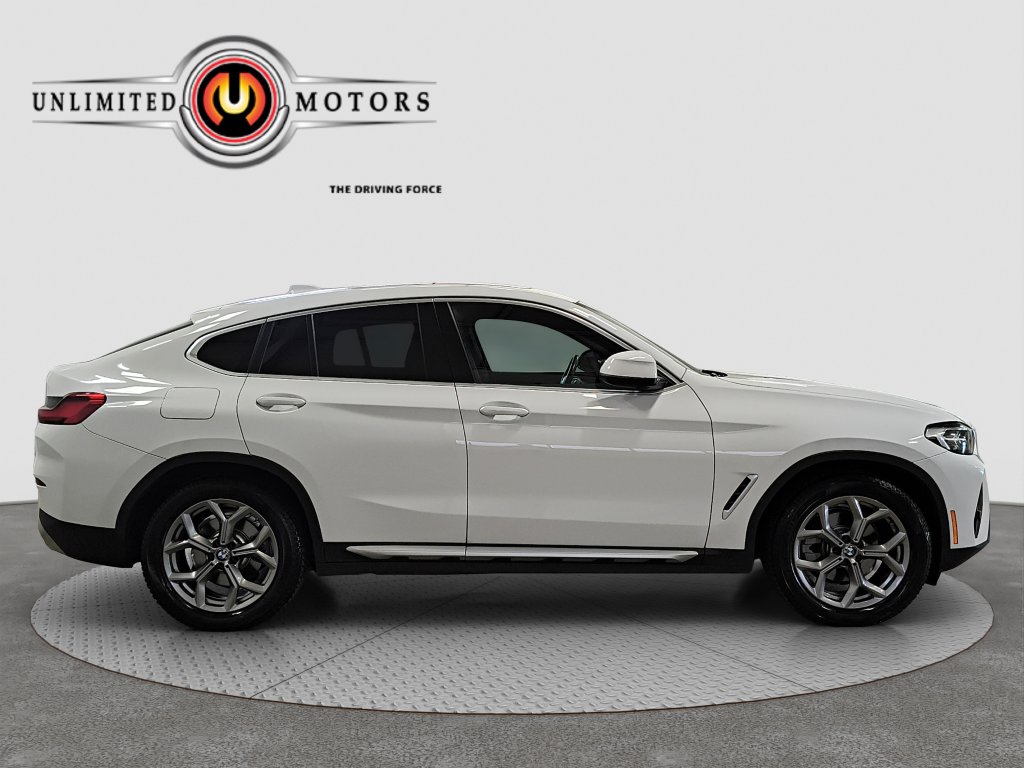 Photo 2 of this BMW X4