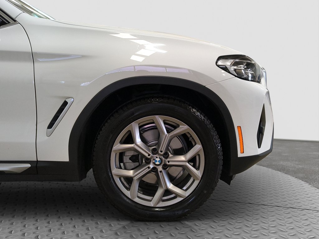 Photo 18 of this BMW X4