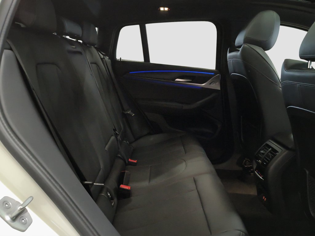 Photo 21 of this BMW X4