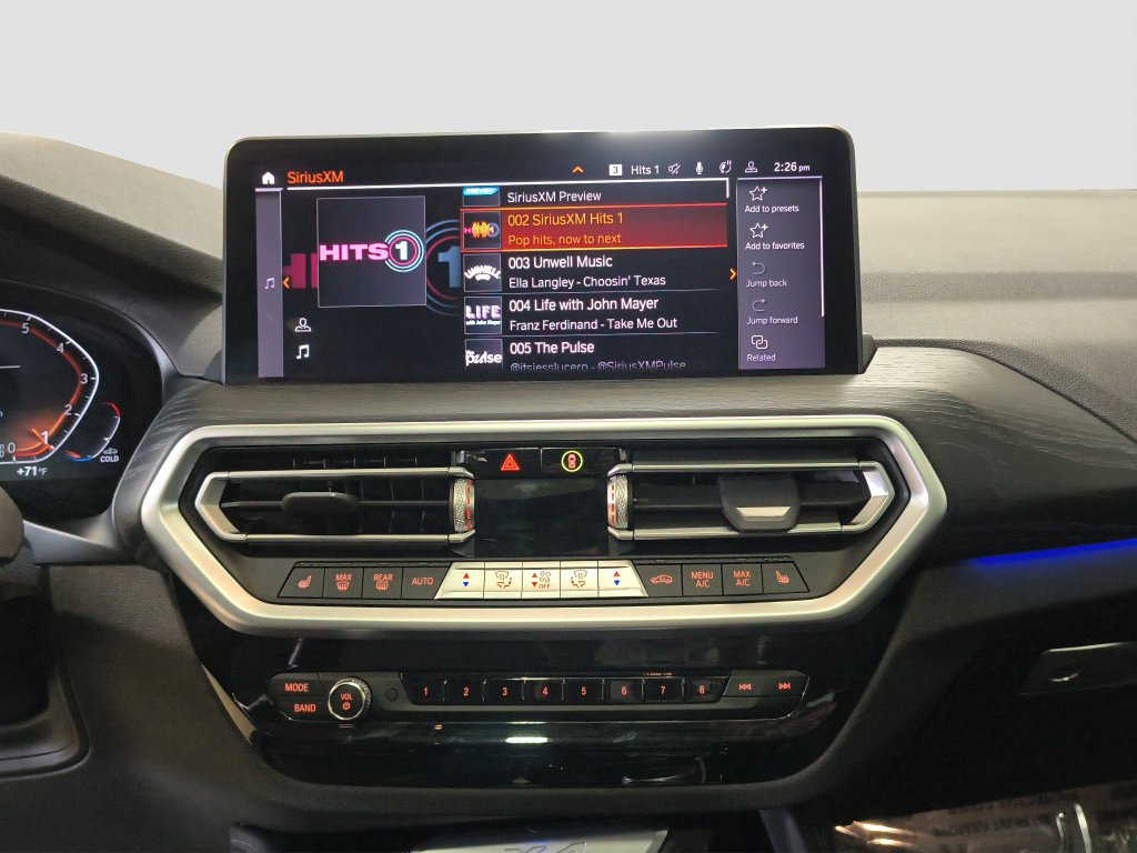 Photo 25 of this BMW X4