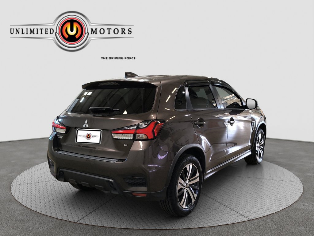 Photo 4 of this Mitsubishi Outlander Sport