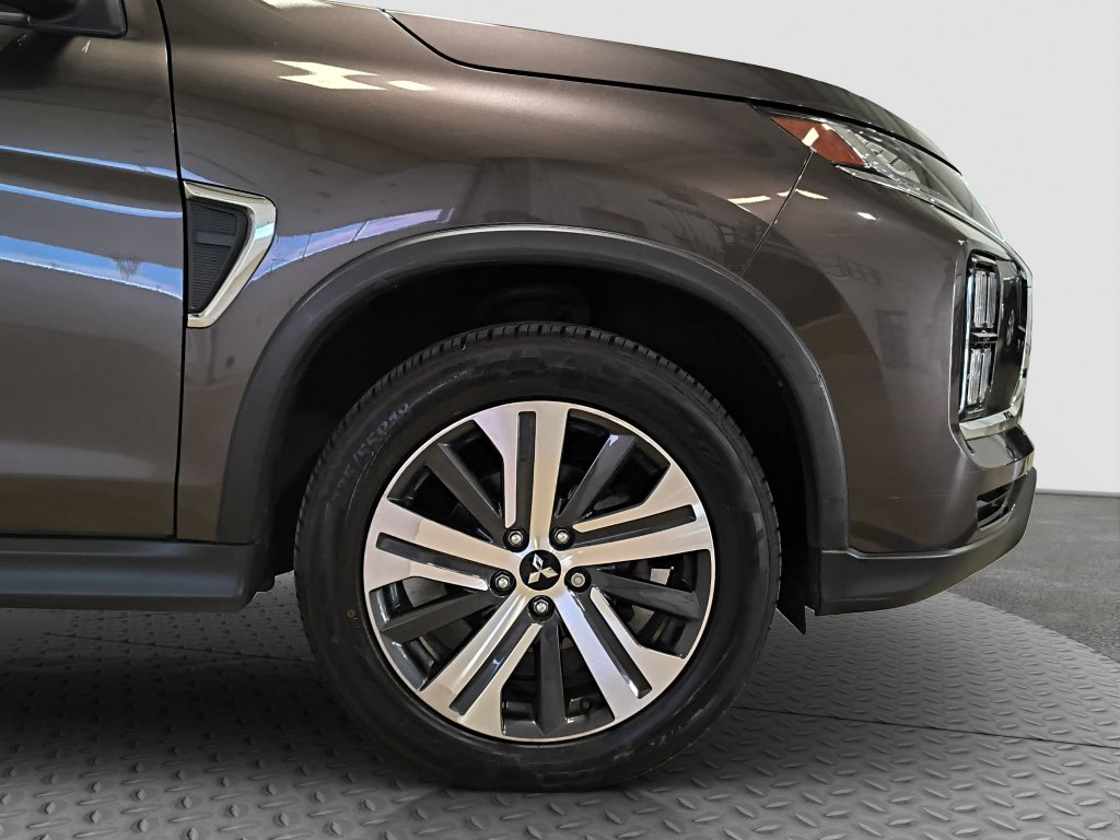 Photo 25 of this Mitsubishi Outlander Sport