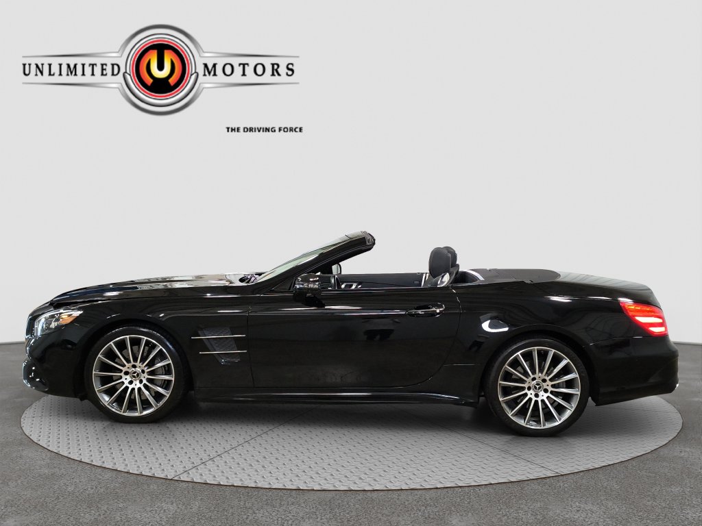 Photo 20 of this Mercedes-Benz SL 550