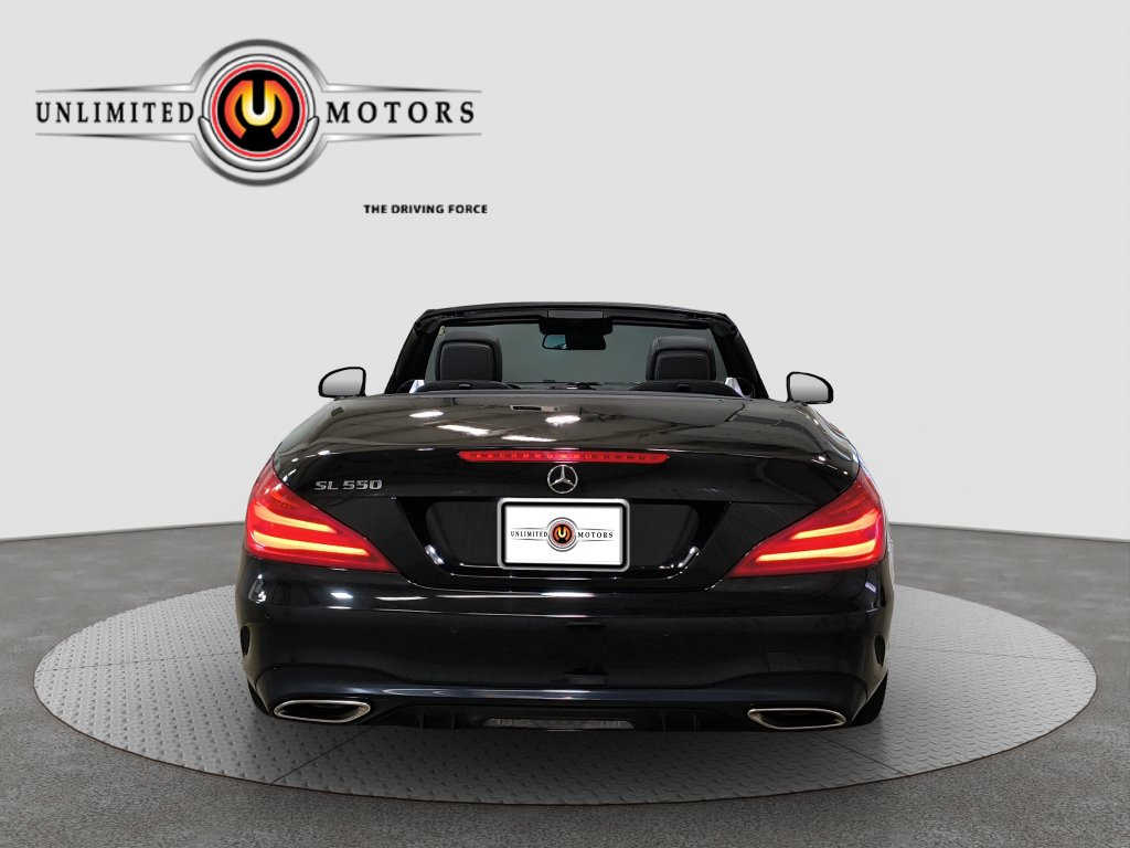 Photo 22 of this Mercedes-Benz SL 550