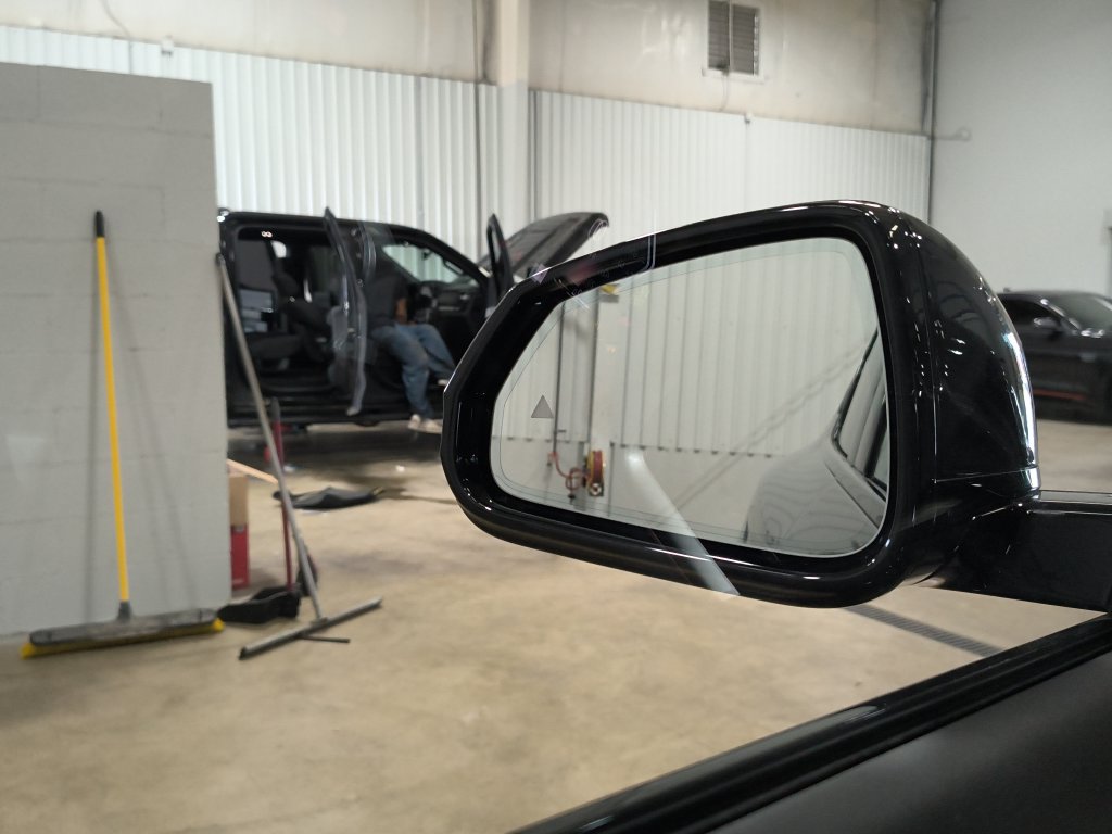 Photo 23 of this BMW X2