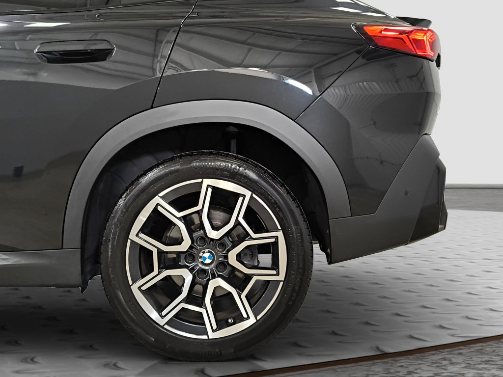 Photo 30 of this BMW X2