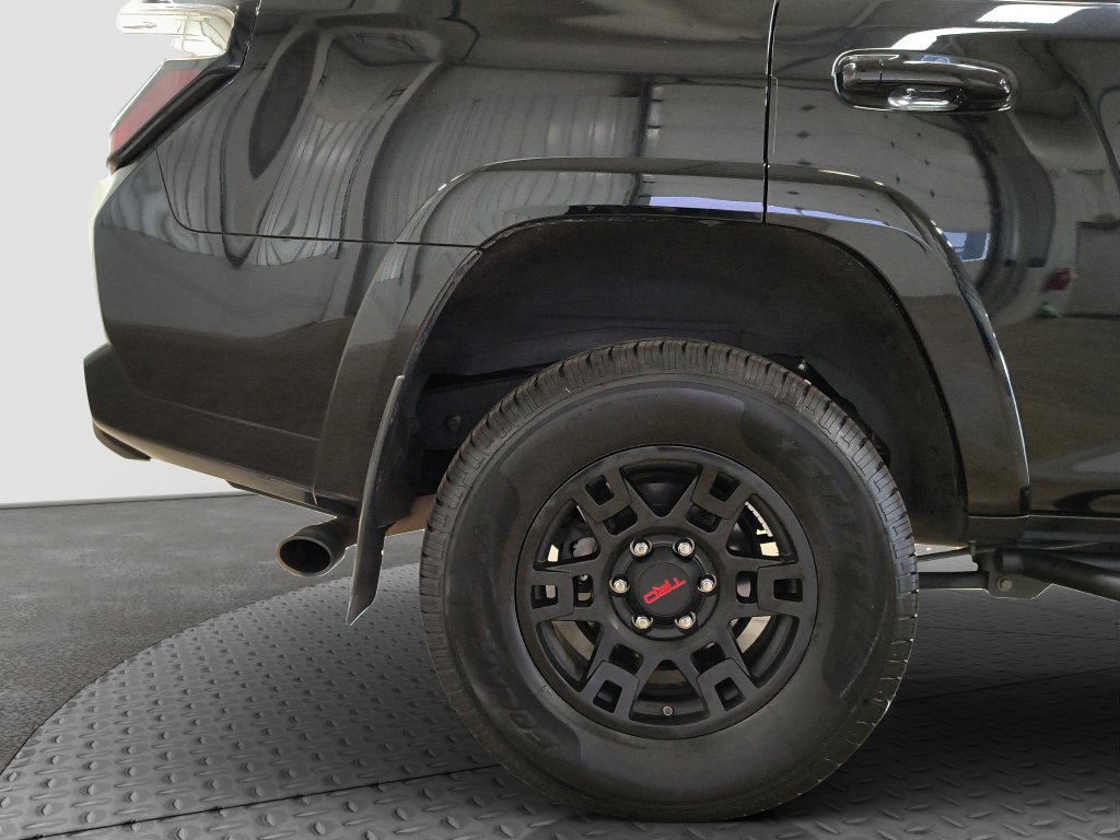 Photo 26 of this Toyota 4Runner