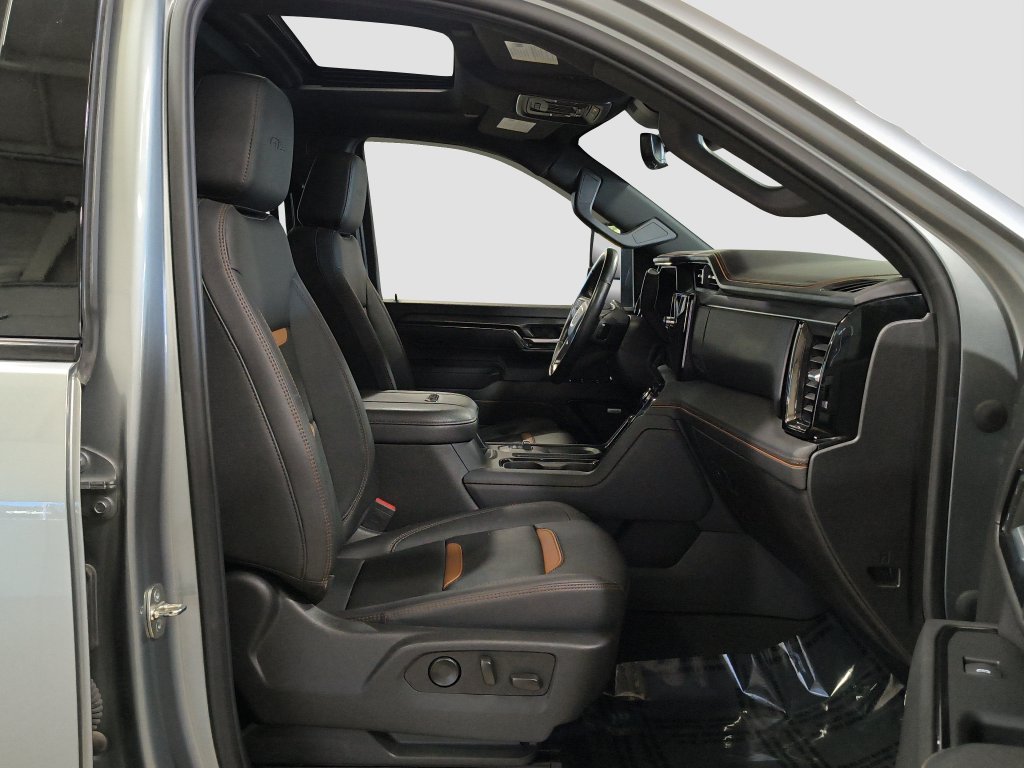 Photo 8 of this GMC Sierra 2500HD