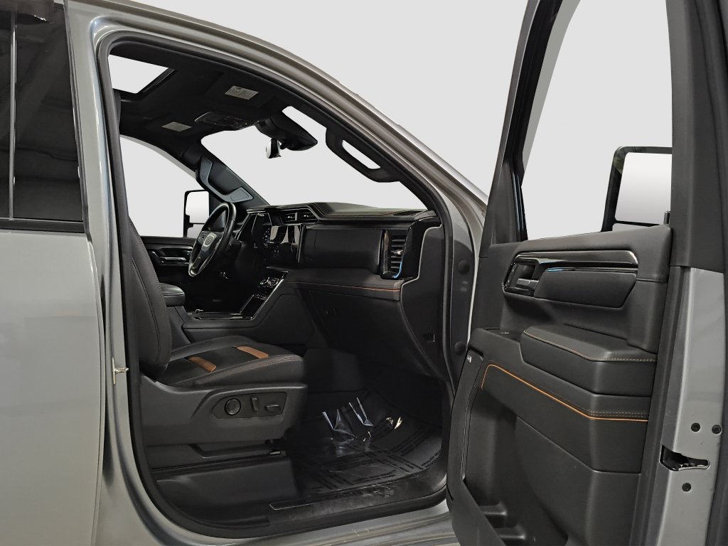 Photo 19 of this GMC Sierra 2500HD