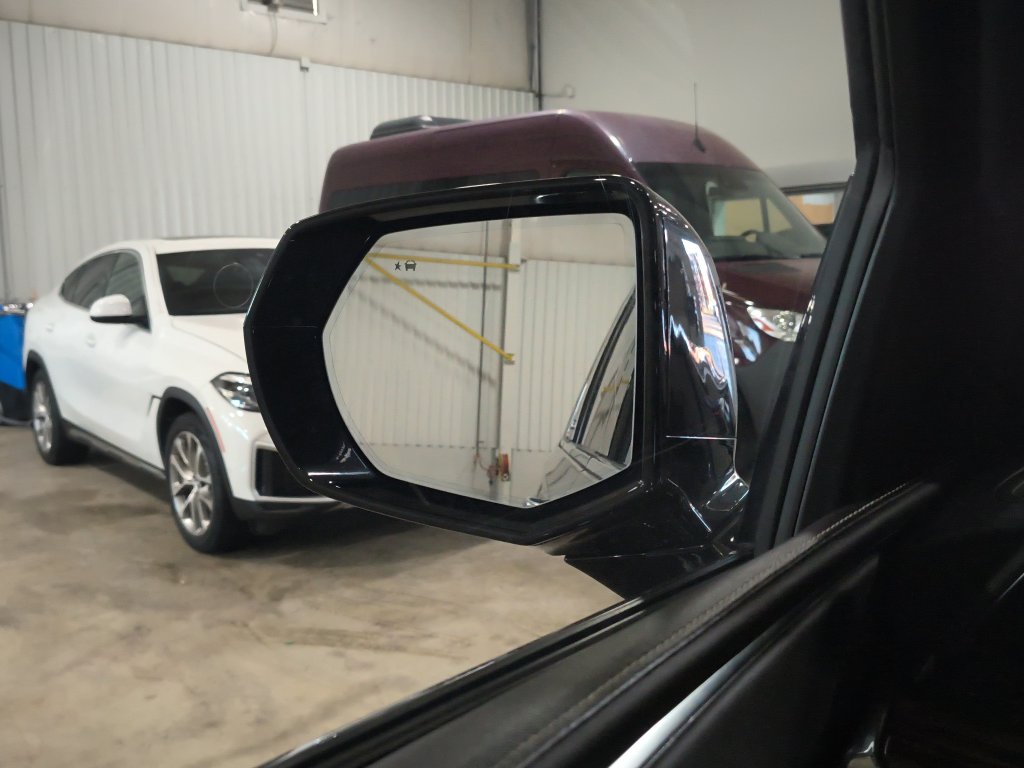 Photo 18 of this Cadillac Escalade ESV