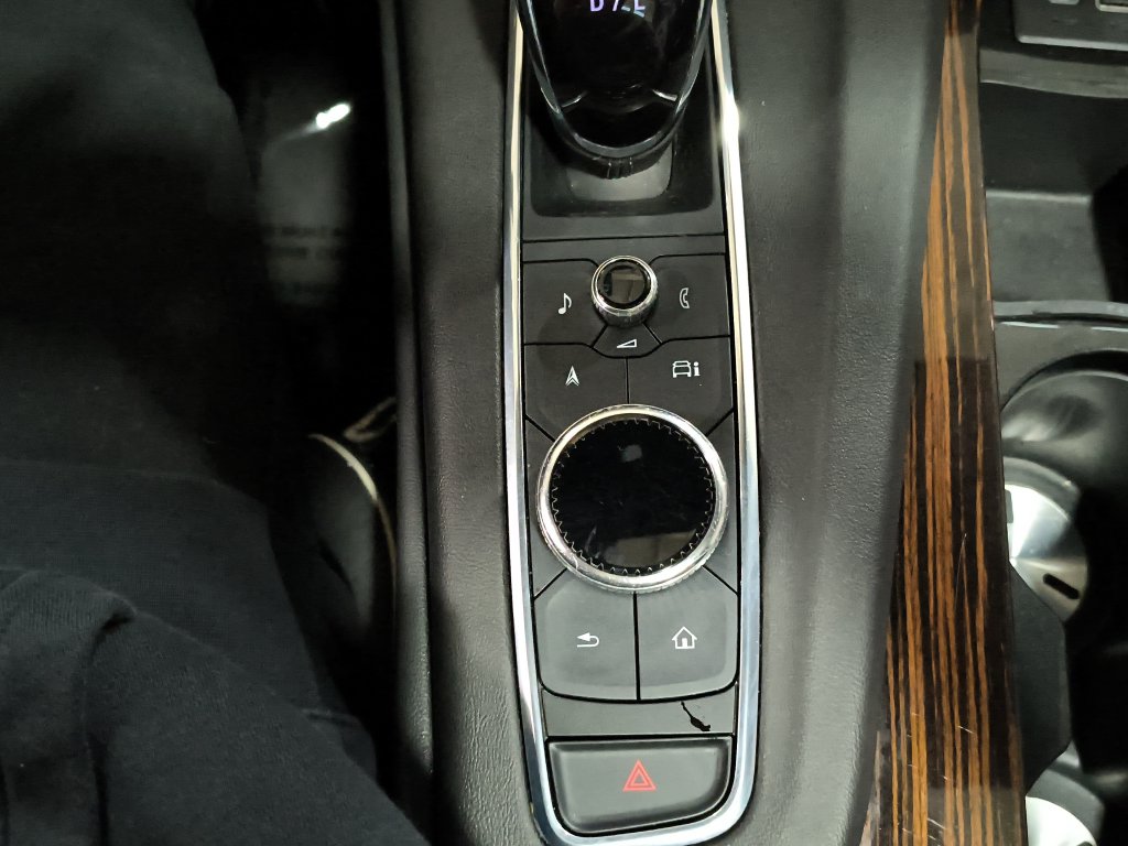 Photo 19 of this Cadillac Escalade ESV