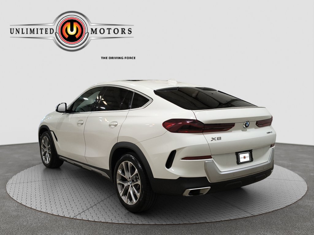 Photo 3 of this BMW X6