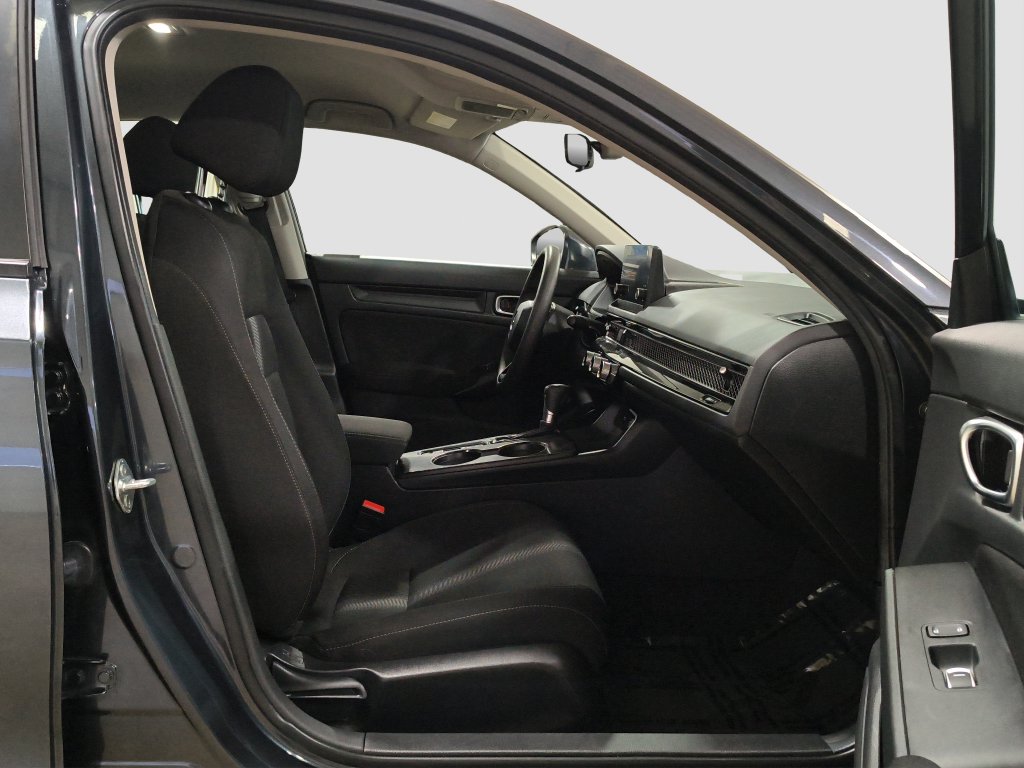 Photo 17 of this Honda Civic Hatchback