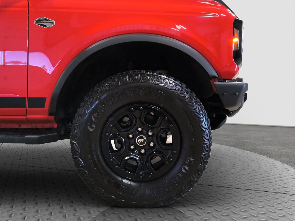 Photo 24 of this Ford Bronco